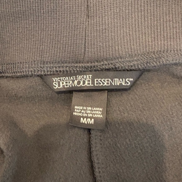 Y2K Victoria’s Secret Angel Sweat Set - Picture 5 of 5